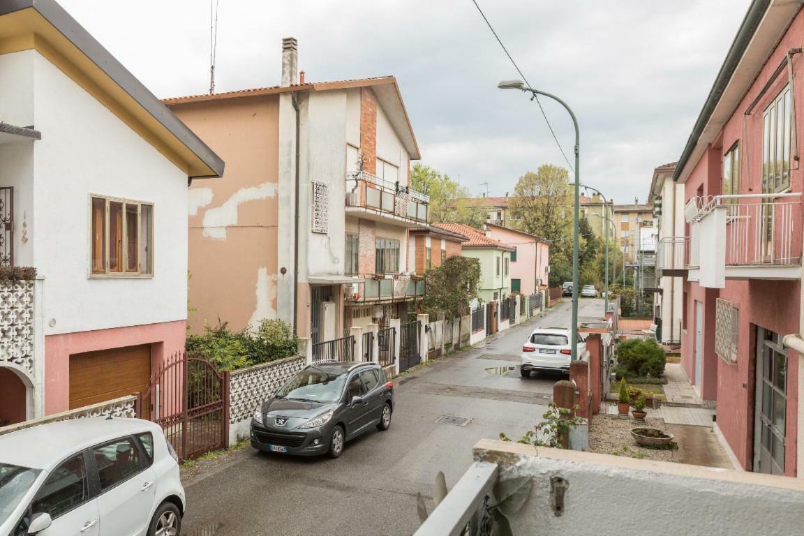 Nice Cozy Apartment In The Mainland Of Venice Mestre Extérieur photo